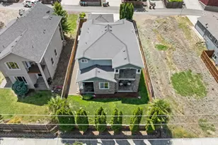 4670 Hillcrest Rd, Medford, OR 97504 - Photo 34