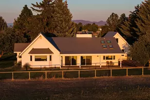 66300 White Rock Loop, Bend, OR 97703 - Photo 2