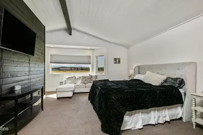 66300 White Rock Loop, Bend, OR 97703 - Photo 52