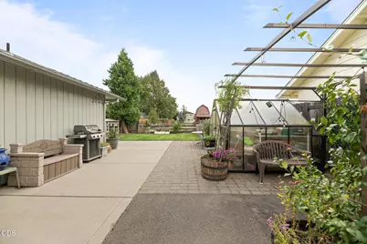 1643 Jessica Circle, Central Point, OR 97502 - Photo 26