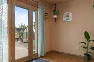 1643 Jessica Cir, Central Point, OR 97502 - Photo 8