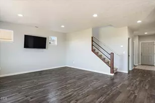 2671 NE 6th Dr, Redmond, OR 97756 - Photo 10
