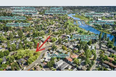 320 NW Riverside Boulevard, Bend, OR 97703 - Photo 2
