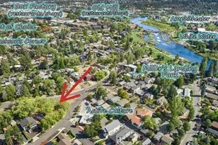 320 NW Riverside Blvd, Bend, OR 97703 - Photo 2