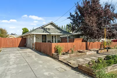 761 Hazel Street, Central Point, OR 97502 - Photo 1