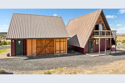 1095 NE Henderson Drive, Madras, OR 97741 - Photo 20