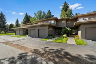 61875 Broken Top Dr, Bend, OR 97702 - Photo 2