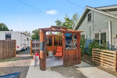 247 Berrydale Avenue, Medford, OR 97501 - Photo 8