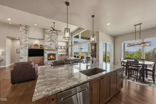 883 Highland View Loop, Redmond, OR 97756 - Photo 22