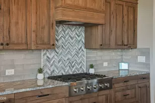 883 Highland View Loop, Redmond, OR 97756 - Photo 24