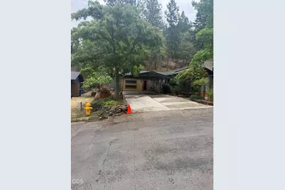 802 Beach Street, Ashland, OR 97520 - Photo 10