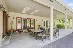 4059 Cherry Ln, Medford, OR 97504 - Photo 42