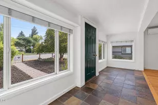 504 NE Dekalb Ave, Bend, OR 97701 - Photo 4