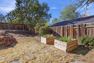 504 NE Dekalb Ave, Bend, OR 97701 - Photo 32