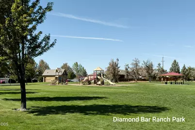 2721 NE 6th Drive, Redmond, OR 97756 - Photo 38