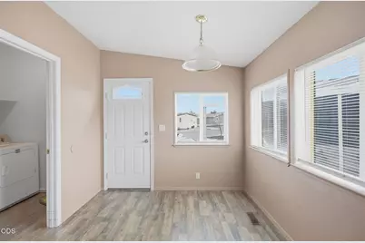 4729 S Pacific Highway #35, Phoenix, OR 97535 - Photo 12