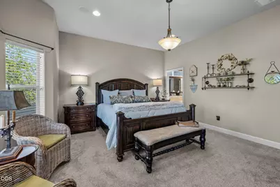 954 Yosemite Falls Drive, Redmond, OR 97756 - Photo 18
