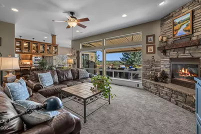 954 Yosemite Falls Drive, Redmond, OR 97756 - Photo 8