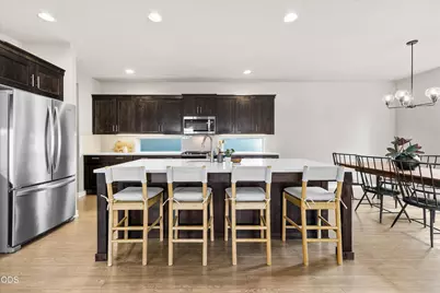 20991 NE Legend Place, Bend, OR 97701 - Photo 10