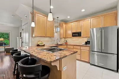 671 W Jefferson Avenue, Sisters, OR 97759 - Photo 12