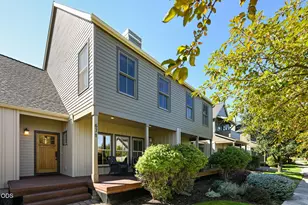 671 W Jefferson Ave, Sisters, OR 97759 - Photo 1