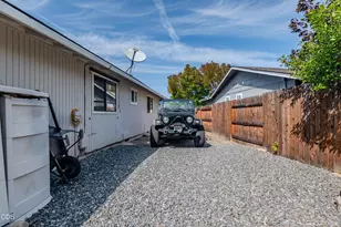 2836 Pennington Dr, Medford, OR 97504 - Photo 32