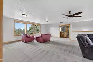 65855 61st St, Bend, OR 97703 - Photo 40