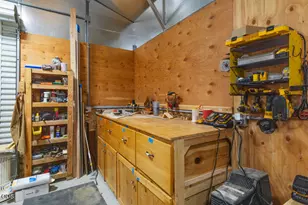 2161 Jeffrey Ln, Klamath Falls, OR 97603 - Photo 30