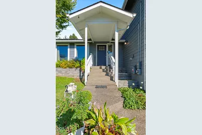 757 NE Tokay, Grants Pass, OR 97526 - Photo 6