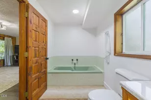 2530 Berkeley St, Klamath Falls, OR 97601 - Photo 30