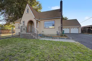 2760 Derby St, Klamath Falls, OR 97603 - Photo 1