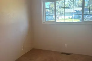 5436 Villa Dr, Klamath Falls, OR 97603 - Photo 16