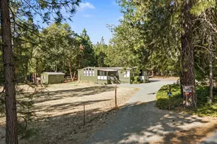 3871 Pleasant Creek Rd, Rogue River, OR 97537 - Photo 4