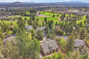 2879 NW Fairway Heights Dr, Bend, OR 97703 - Photo 36