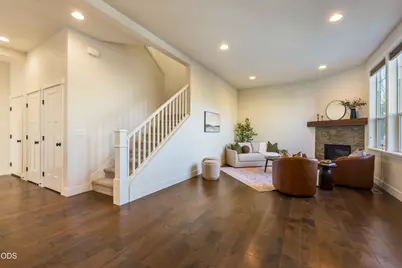 61591 Aaron Way, Bend, OR 97702 - Photo 4