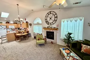 3109 University Rd, Grants Pass, OR 97527 - Photo 4