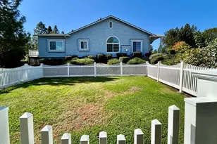3109 University Rd, Grants Pass, OR 97527 - Photo 2