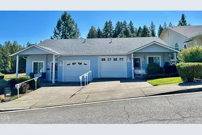 3109 University Road, Grants Pass, OR 97527 - Photo 1