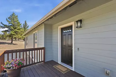 9550 SW Shad Road, Terrebonne, OR 97760 - Photo 2