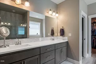 2703 NW 25th St, Redmond, OR 97756 - Photo 30