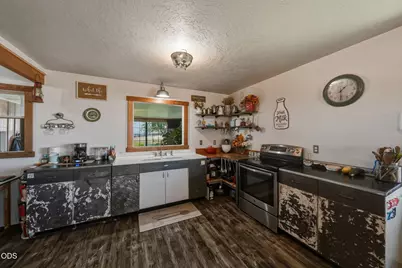 1201 NW Highway 26, Madras, OR 97741 - Photo 64