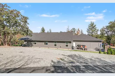 4873 Old Stage Road, Central Point, OR 97502 - Photo 34