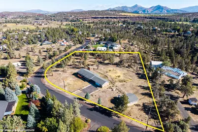 3890 NW 25th Street, Redmond, OR 97756 - Photo 2