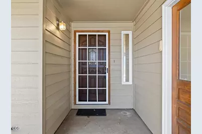 895 Coutant Lane, Grants Pass, OR 97527 - Photo 8