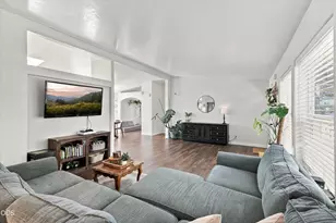 1635 SW Sun Glo Dr, Grants Pass, OR 97527 - Photo 8