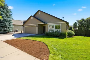 2967 NW Chardonnay Ln, Bend, OR 97703 - Photo 4