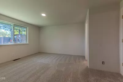 22 SW Leonard Street, Grants Pass, OR 97526 - Photo 20
