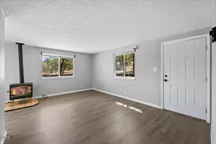 2440 Wren Ridge Dr, Eagle Point, OR 97524 - Photo 4