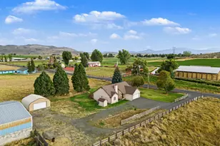 10505 Springlake Rd, Klamath Falls, OR 97603 - Photo 46