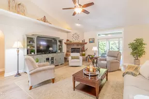 523 SE Jaylen Dr, Grants Pass, OR 97527 - Photo 6